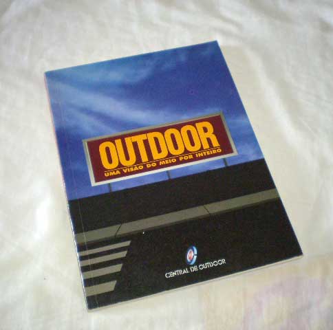 Livro Outdoor -  Uma visão do meio por inteiro