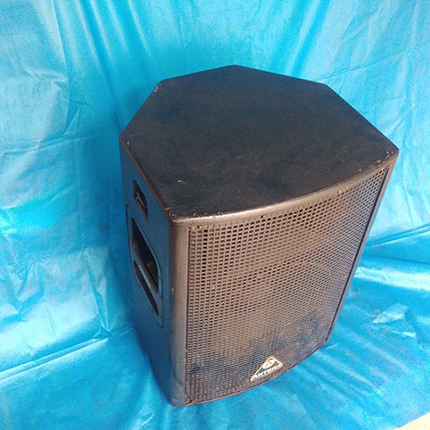 Caixa de Som Antera TS 500 - lateral esquerda Caixa de Som Antera TS 500 - lateral esquerda